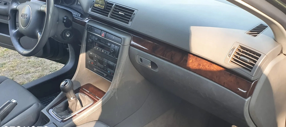 Audi A4 cena 8700 przebieg: 398415, rok produkcji 2001 z Koluszki małe 529